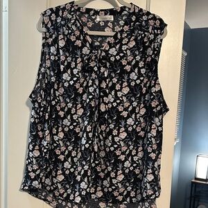 89th & Madison Black Floral Tie-Front Sleeveless Camisole
